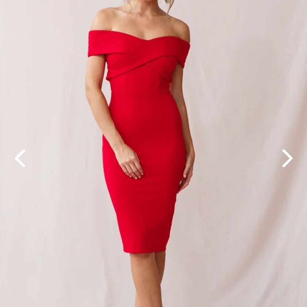 NEW M Selfie Leslie Corrine Off-Shoulder Bodycon Dress